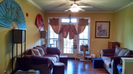 Peaceful living room lighting.